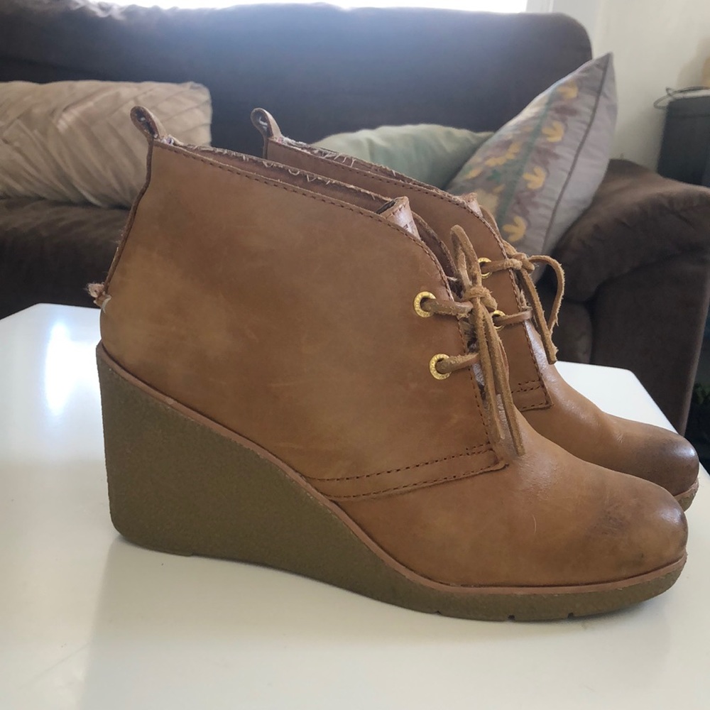 Sperry tan leather wedge booties